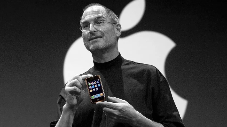 These are the storytelling lessons I learned from Steve Jobs