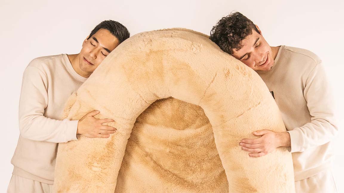 These Gen-Z founders turned down cushy consulting jobs to create a TikTok-famous doggie bed for humans
