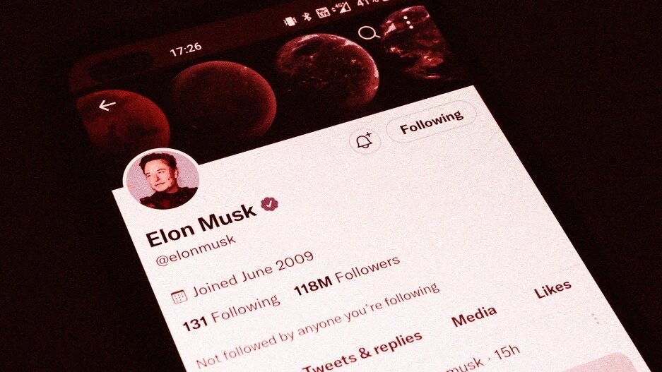 It’s been one year since Elon first offered to buy Twitter. Ex-employees say he’s ‘constitutionally incapable’ of turning things around.