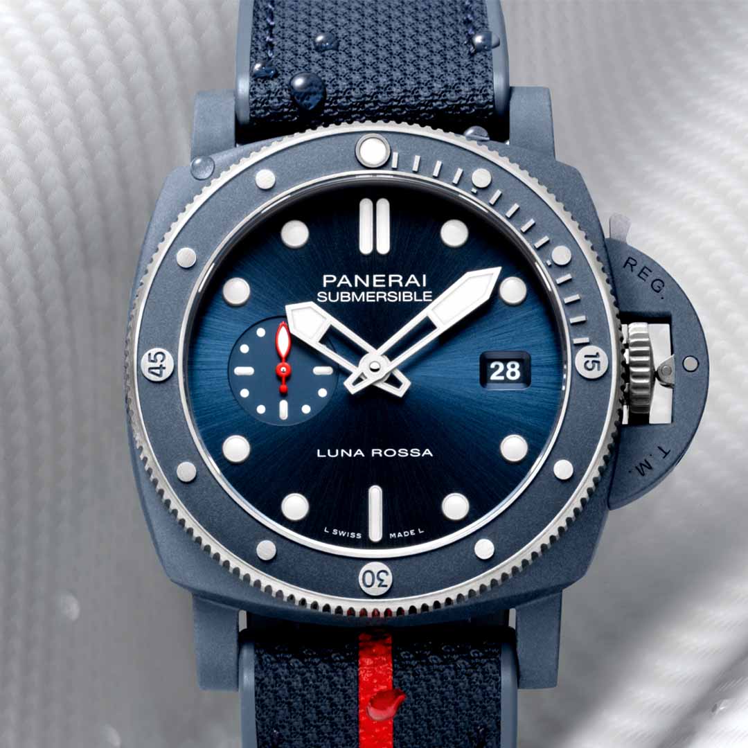 Panerai Submersible QuarantaQuattro Luna Rossa Ti-Ceramitech watch