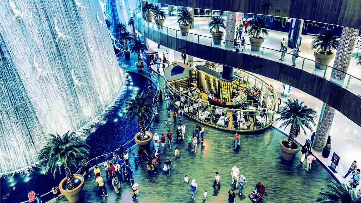 Online shopping is booming in the Middle East. But do customers (still) prefer malls?
