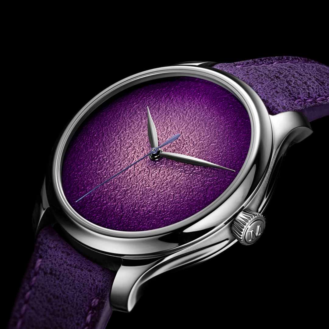 Moser & Cie | The Endeavour Centre Seconds Concept Purple Haze