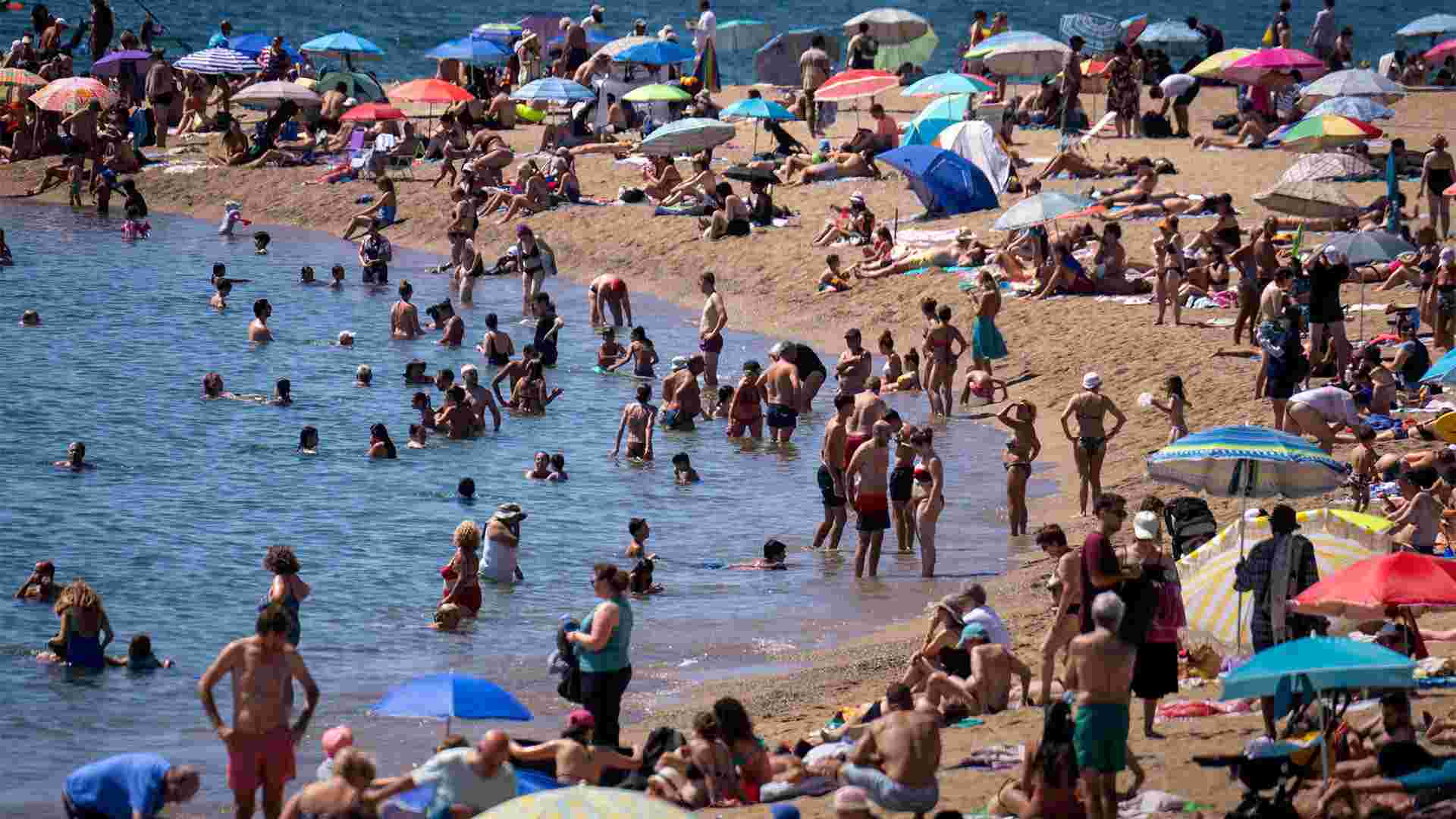 Why 4 billion people faced an extra month of extreme heat over the last year