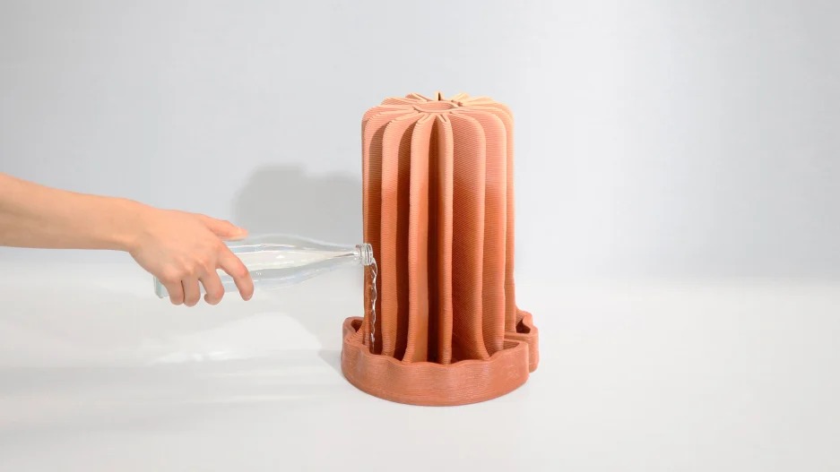 No plug? No problem. This 3D-printed humidifier doesn’t use any electricity