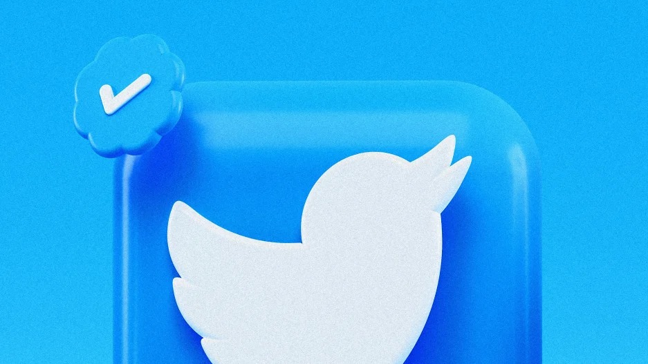 Twitter's verified blue tick badges are now identical to paid ones